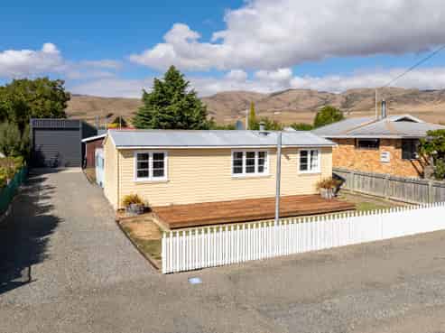 37 Lindis Crescent, Otematata
