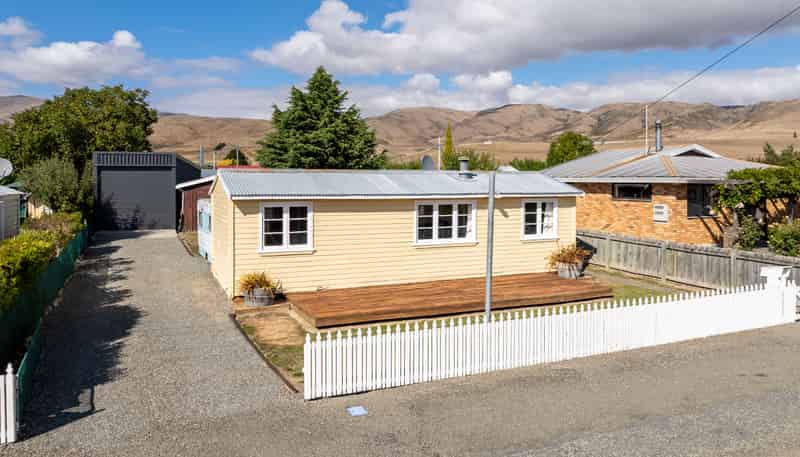 37 Lindis Crescent, Otematata