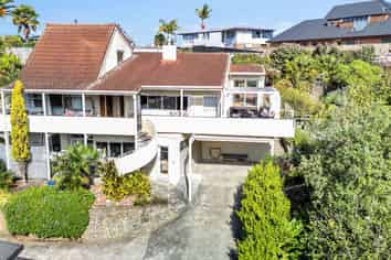 10 Anchorage Grove, Maungatapu