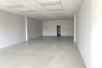 VERSATILE RETAIL/OFFICE SPACE FOR LEASE
