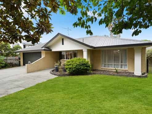 38 Harrowfield Drive, Harrowfield