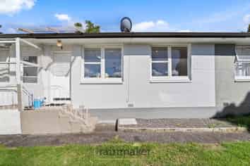 8/3 Begbie Place, Sandringham
