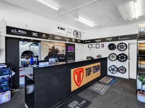 Top Town Wheel & Tyre