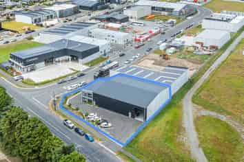 **SOLD** Hornby industrial investment – Post EQ build