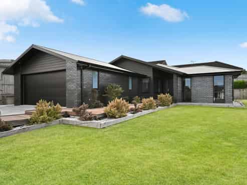 23 Waireka Road, Rototuna North