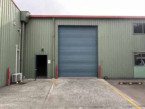 Versatile Warehouse
