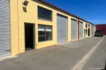 Storage Units/Mini Warehouses