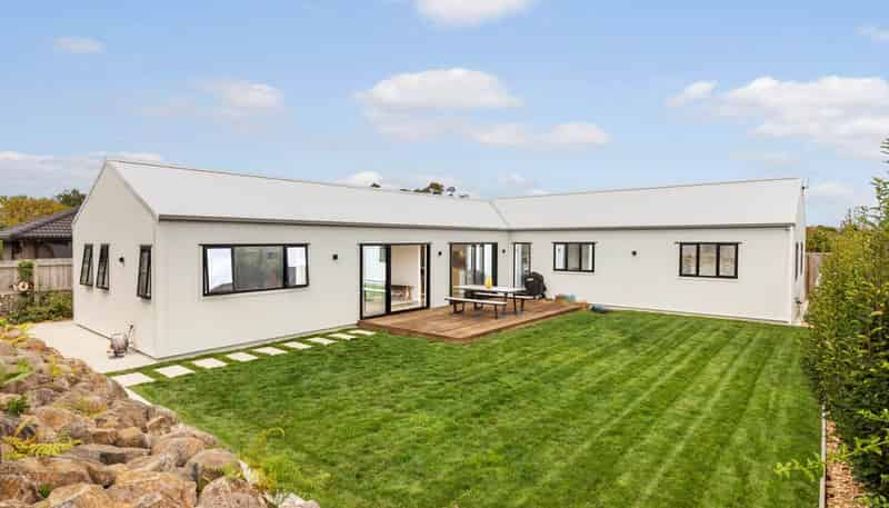 6 Allans Way, Waiuku