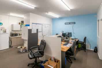 Live & Work Opportunity – Freehold Property