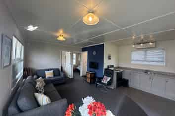 54 Fifth Avenue, Urenui