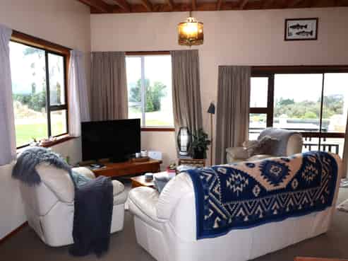 32 Tenby Street, Moeraki