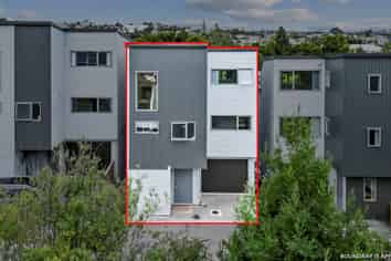 3/11 Celeste Place, Totara Vale