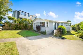 19 Laura Street, Kelston