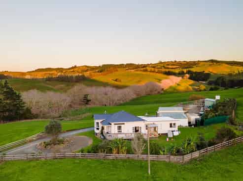 306 West Coast Road, Warkworth