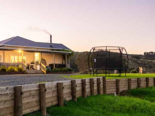 306 West Coast Road, Warkworth