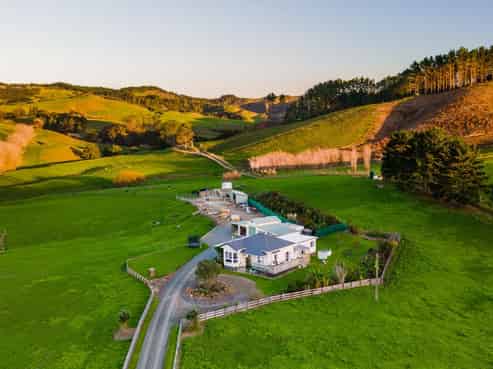 306 West Coast Road, Warkworth