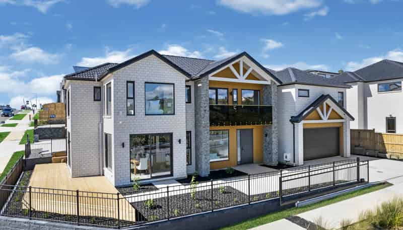 32 Black Shed Road, Flat Bush