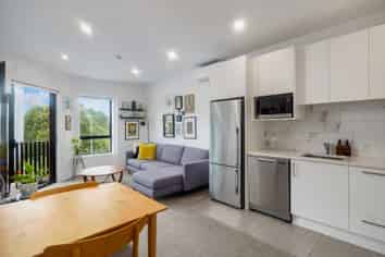 208/1C Oakley Avenue, Waterview
