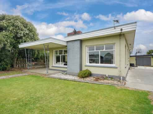 742 Tweed Street, Newfield