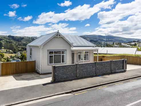212 Kenmure Road, Kenmure