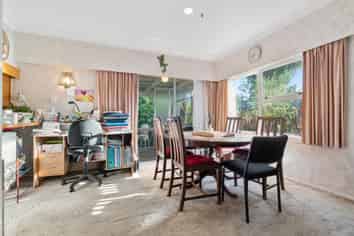1 Freshney Place, Hill Park