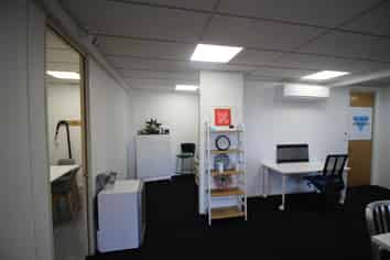 Central New Lynn, Main Road Location, Opp.LynnMall