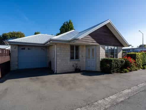 7/194 Waimairi Road, Ilam