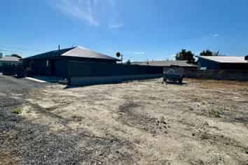 17b Lanark Street, Balclutha