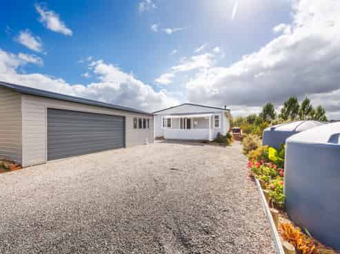42 Hastings Street, Halcombe