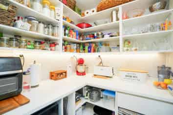 224 Mill Road South, Seaward Bush