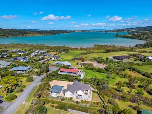 40 Kiteone Road, Parua Bay