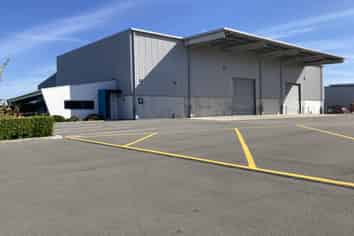 Prime warehousing at the airport