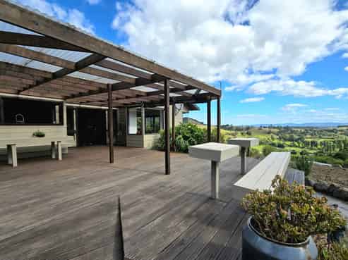 23 Bliss Private Way, Thames