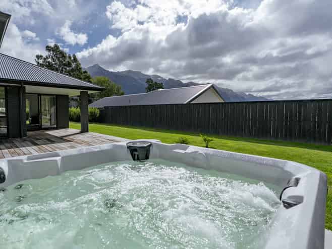 11 Walter Place, Glenorchy