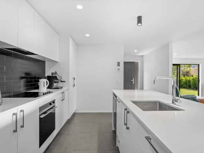 11 Walter Place, Glenorchy