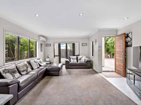 9A Fifth Avenue, Mount Albert