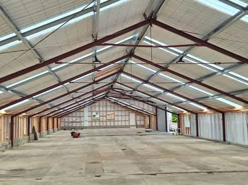 For Lease - Cheap warehousing in Massey
