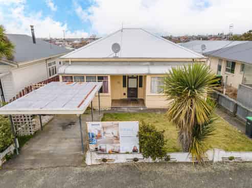 32 Jackson Street, West End