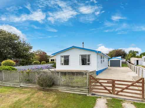 25 Barra Street, Karitane