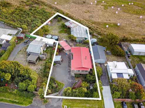 1931 Parewanui Road, Bulls