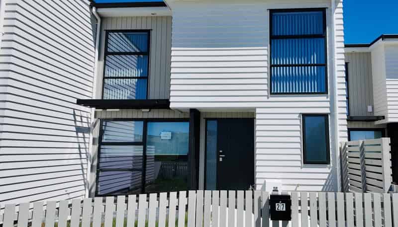 27 Karikari Crescent, Takanini