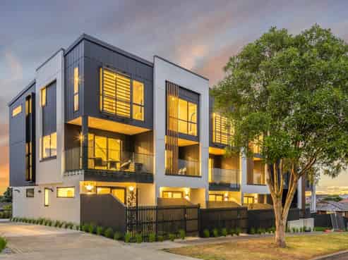 33 Turama Road, Royal Oak