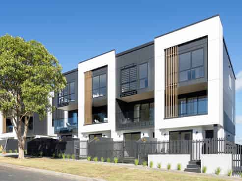33 Turama Road, Royal Oak