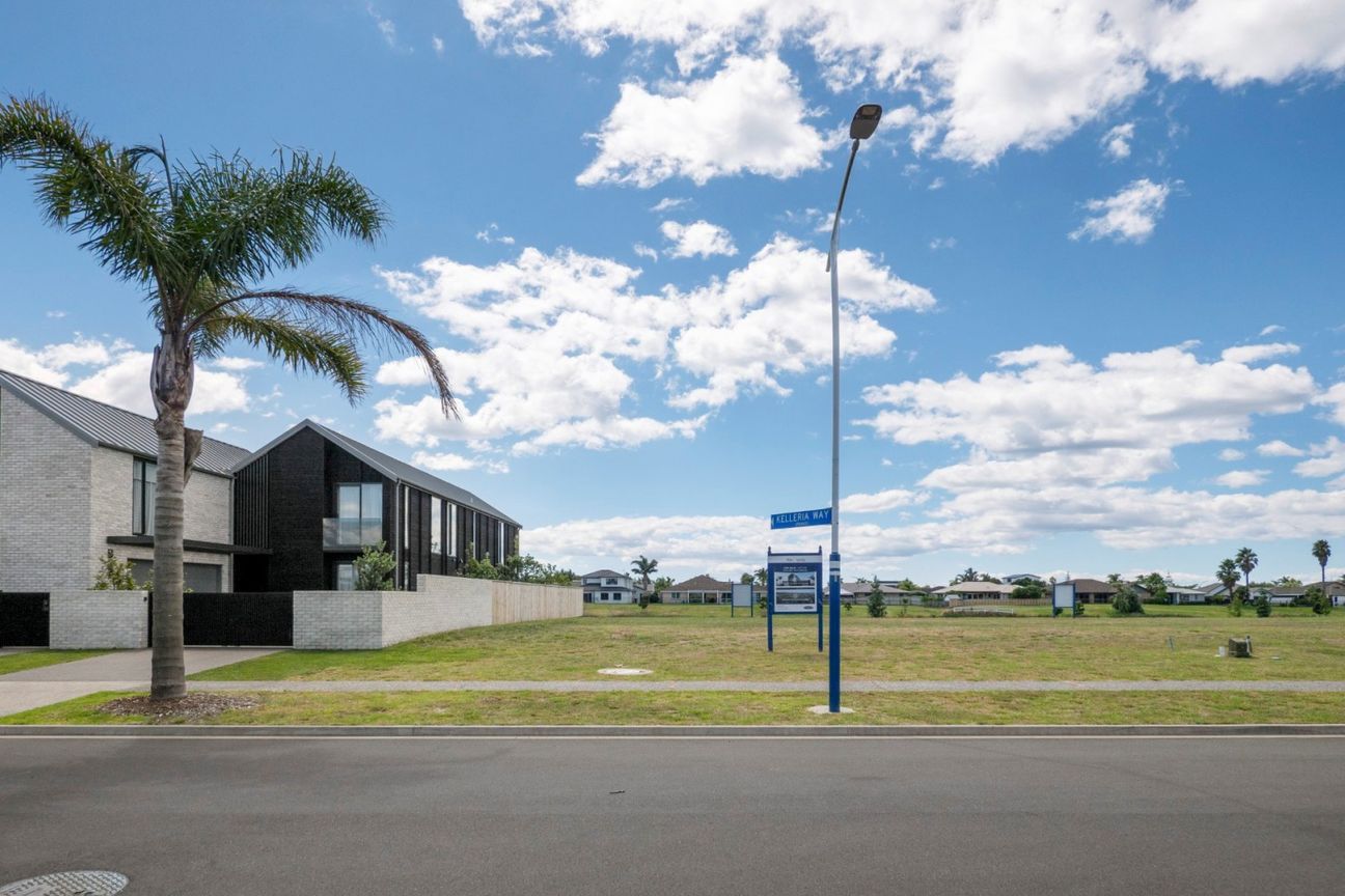 A Rare Find - 590sqm Waterway Section - Widok 3