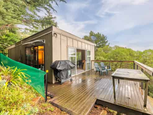 56 Bayview Road, Charteris Bay