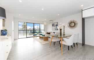 8/7 Ranui Station Road, Ranui