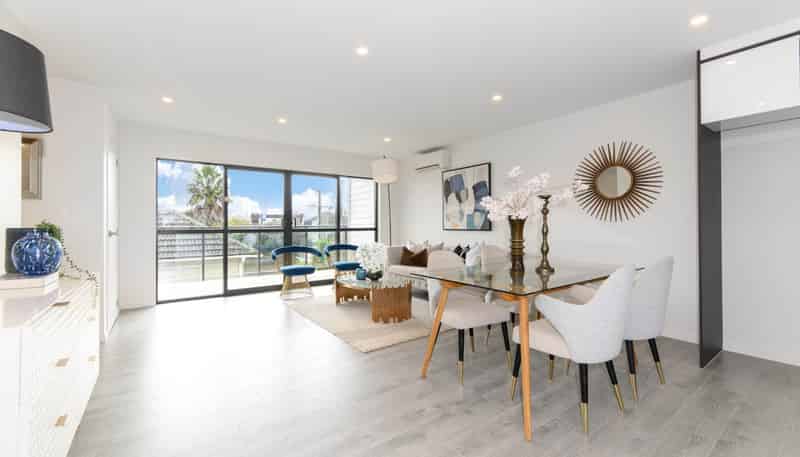 8/7 Ranui Station Road, Ranui