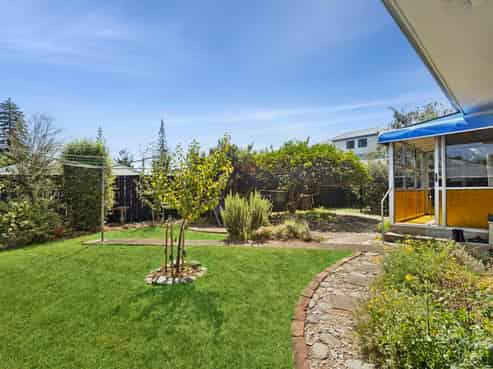 3/4 Willow Avenue, Stoke