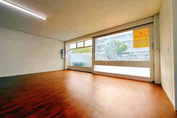 Versatile 200m2 Retail/Workroom