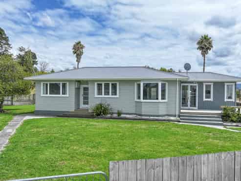 892 Miranda Road, Miranda